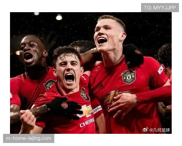 曼联球迷围攻英超社媒 要求彻查裁判判罚标准一致性